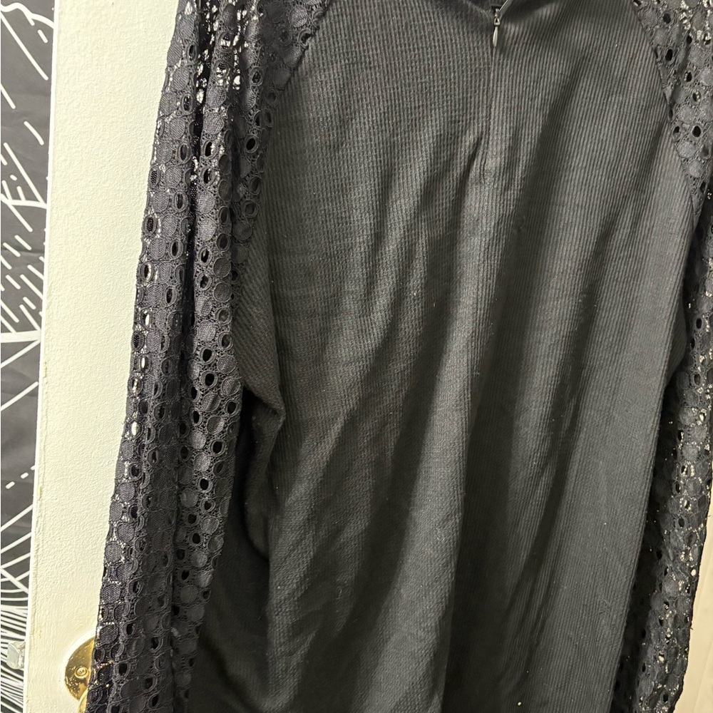 Cute Blouse Bundle - Picture 10 of 16